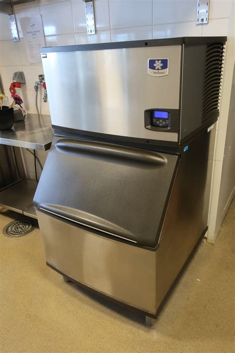 Used ice machine - 37229. USA. Email : info@icemakerdepot.com. Map of Service Area: Compare prices on commercial ice machines in Nashville and save. Ice makers for offices, restaurants, hotels, and beyond. Quality ice makers from brands like Manitowoc, Hoshizaki, Ice-O-Matic, Follet, Igloo, and more. From undercounter to large ice dispensers we have the best price.